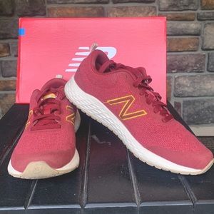 EUC NEW BALANCE Fresh Foam Runners Earth Red size 7.5 heritage style old school
